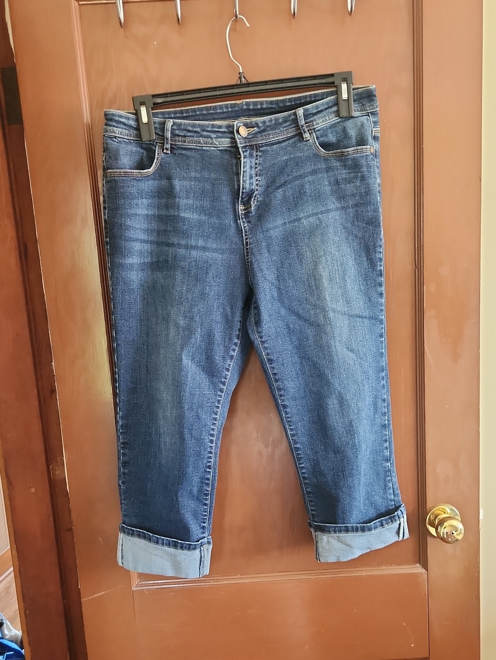 Denim Capris - Picture 3 of 4